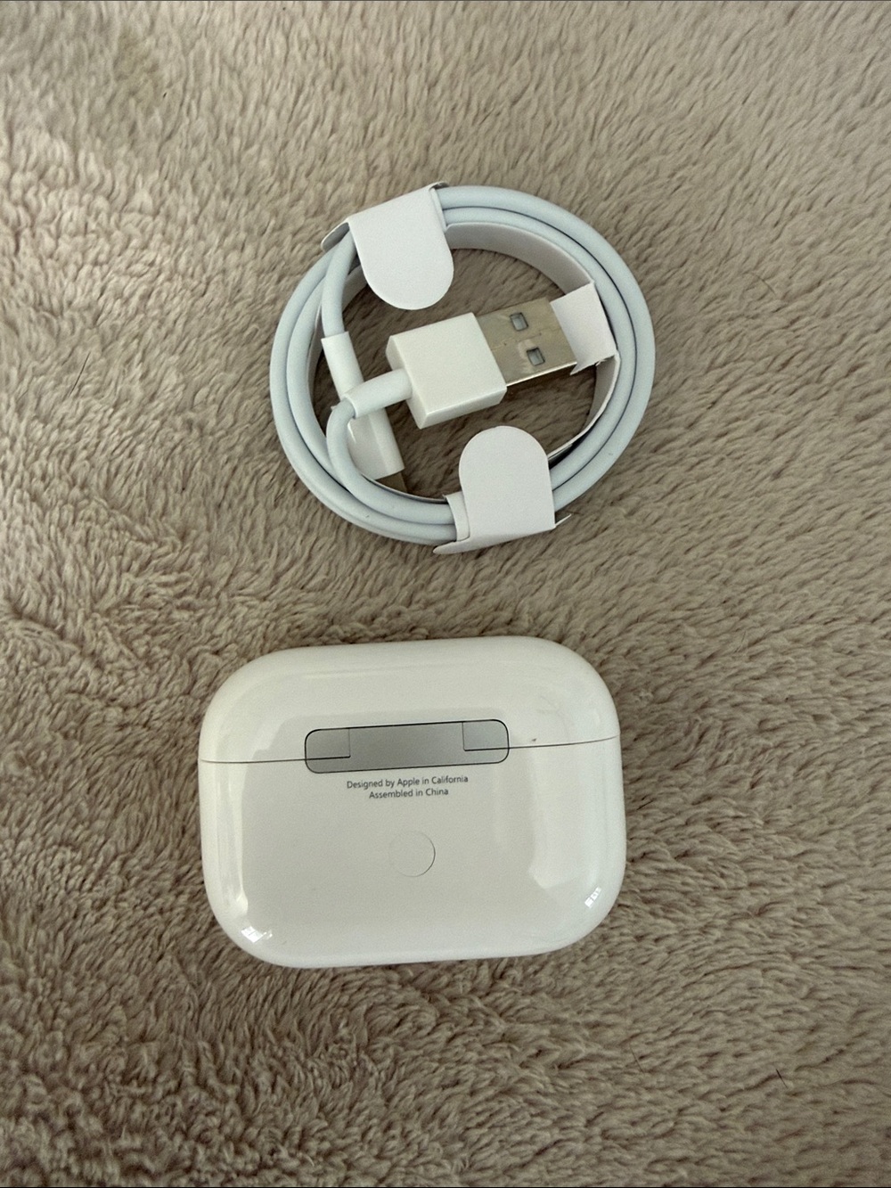 Apple White AirPods Pro Charging Case with Lightning Cable